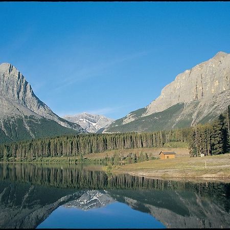 Canmore Crossing Экстерьер фото